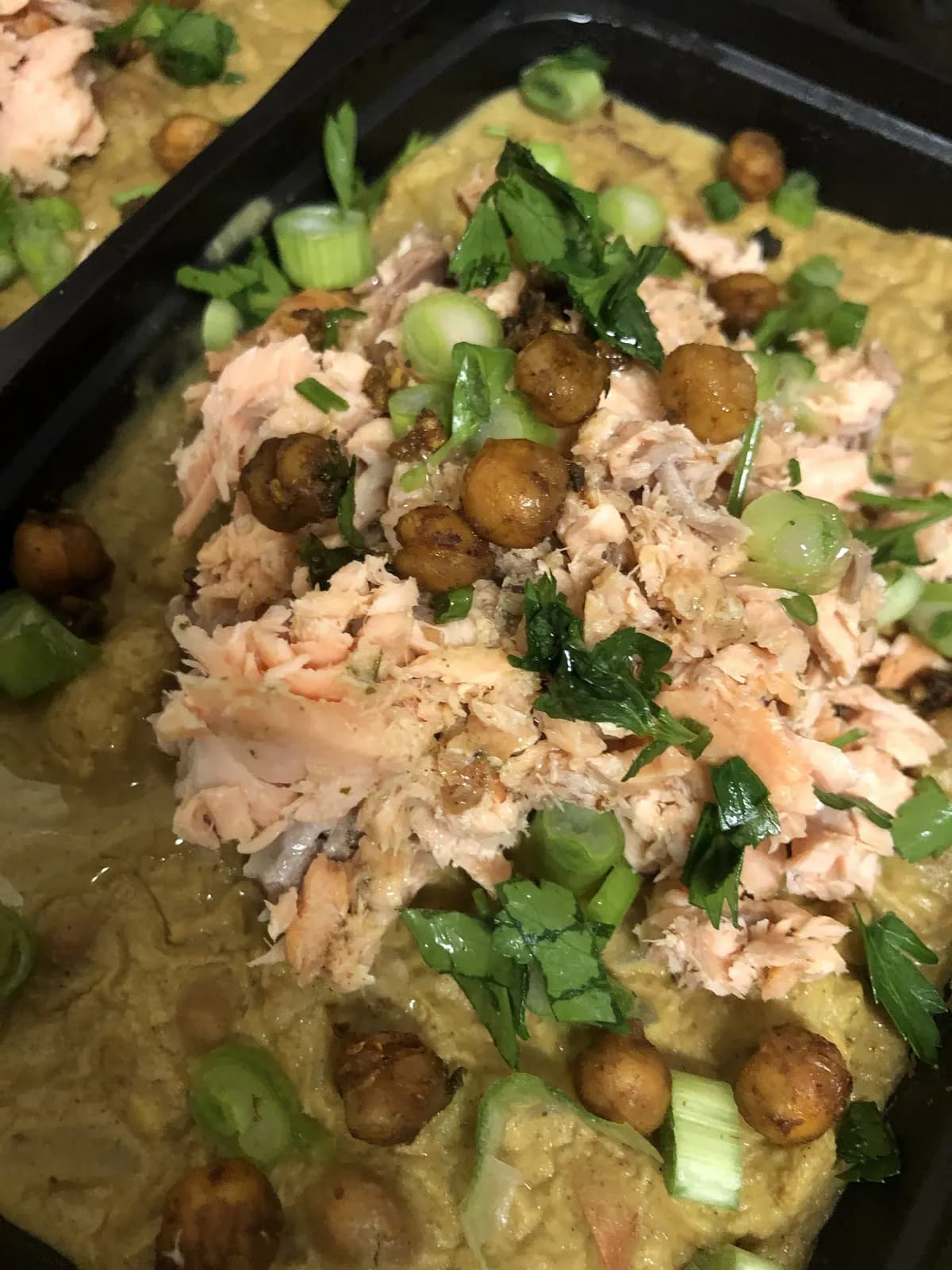 Rice bowl with chicken, chickpeas, and herbs